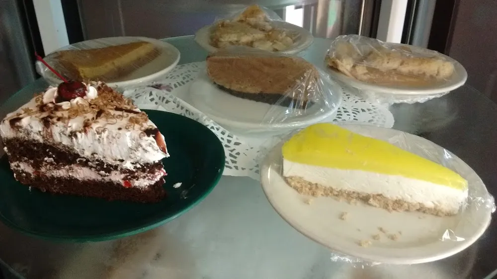 Homemade Lemon Cheesecake